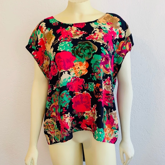 Maeve Tops - MAEVE Anthropolgie Size 8 Silk Floral Komal Blouse